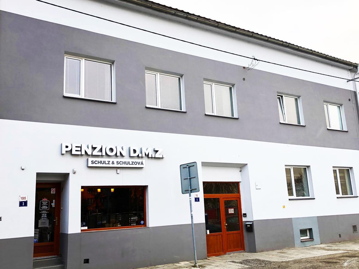Penzion Dmz Ostrava Luaran gambar